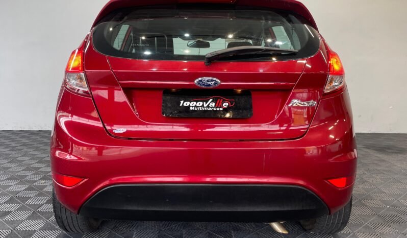 Ford Fiesta 2015 completo
