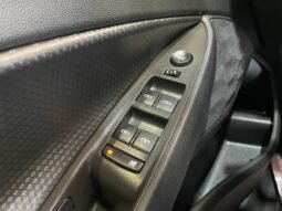 Chevrolet ONIX HATCH LT 2025 completo