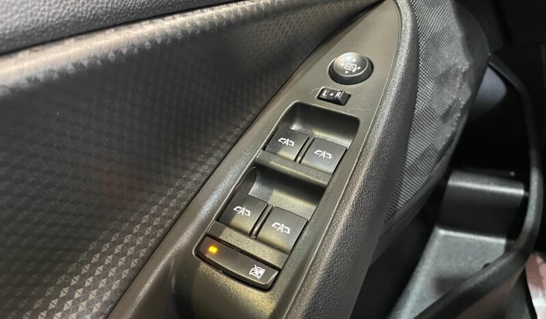 Chevrolet ONIX HATCH LT 2025 completo