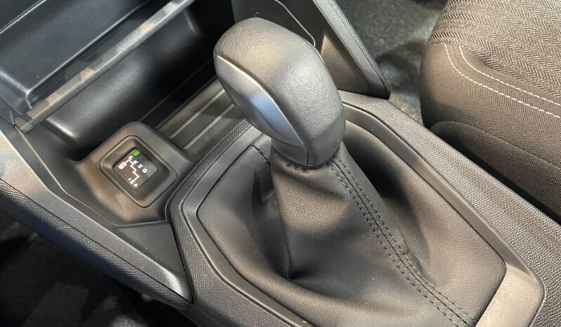 Peugeot 208 Active 2024 completo