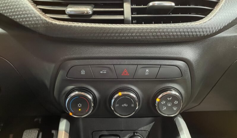 Chevrolet ONIX HATCH LT 2025 completo