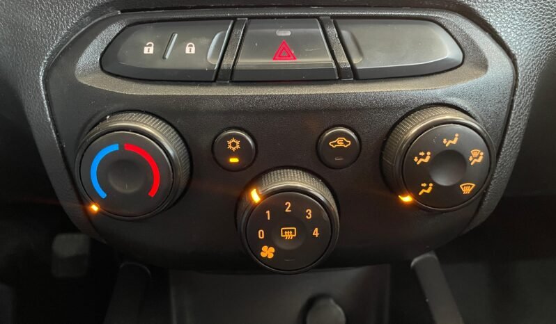 Chevrolet ONIX HATCH Joy 2017 completo