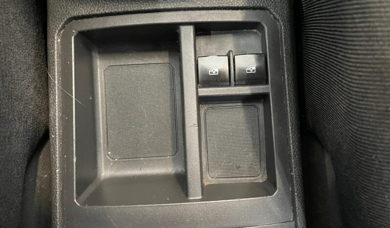 Chevrolet ONIX HATCH Joy 2017 completo