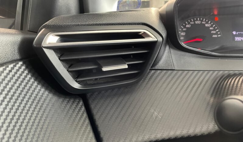 Peugeot 208 Like 2024 completo