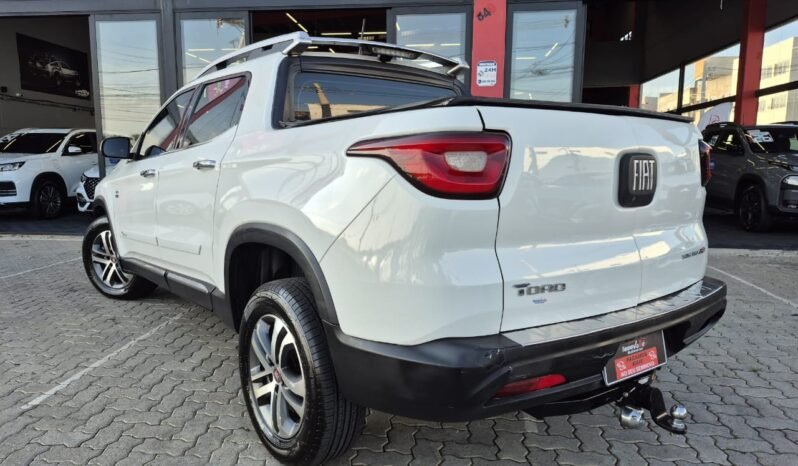 Fiat Toro Volcano 2017 completo