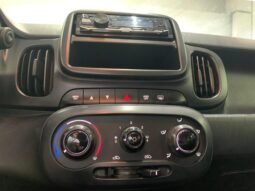 Fiat Mobi Like 2025 completo