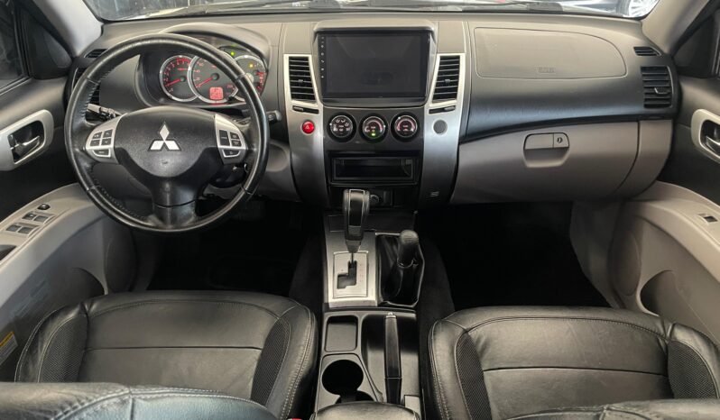 Mitsubishi Pajero DAKAR 2013 completo