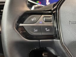 Peugeot 2008 GT 2025 completo