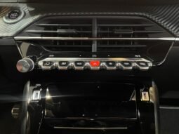Peugeot 2008 GT 2025 completo