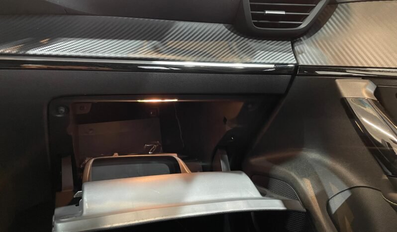 Peugeot 2008 GT 2025 completo