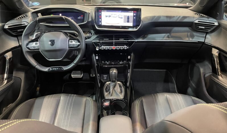 Peugeot 2008 GT 2025 completo