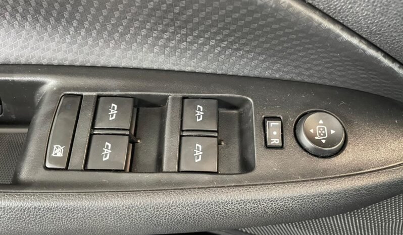 Chevrolet ONIX HATCH LT 2024 completo