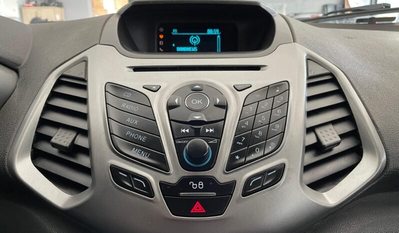 Ford EcoSport SE 2015 completo