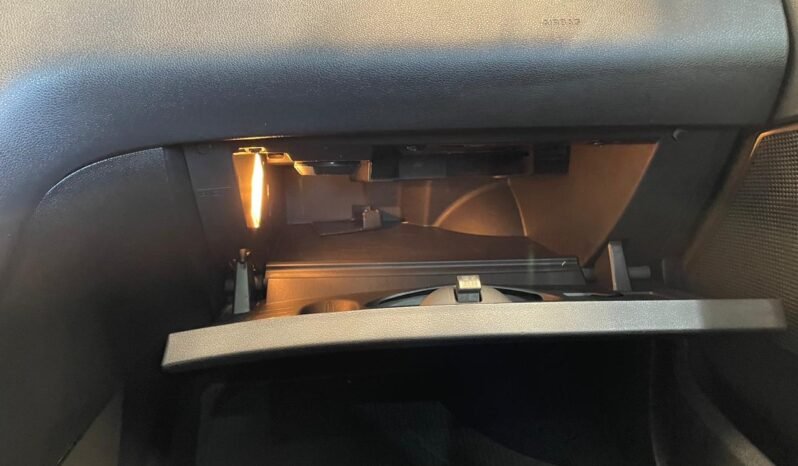 Peugeot 308 Griffe 2017 completo