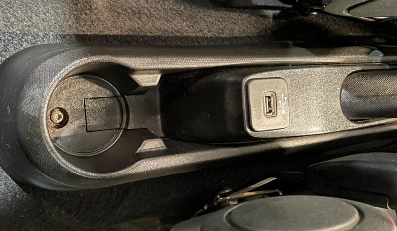 Fiat Cronos Drive 2024 completo