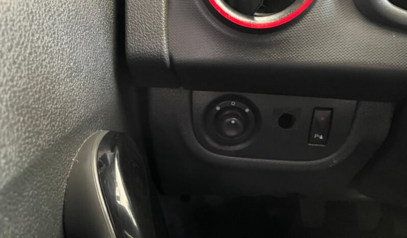 Renault SANDERO STEPWAY 2017 completo