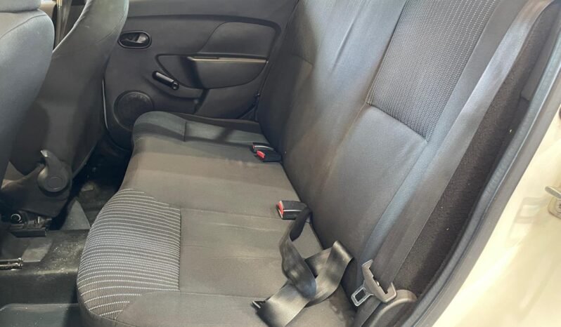 Renault SANDERO Authentique 2018 completo