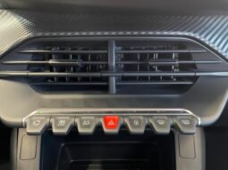 Peugeot 208 Like 2024 completo