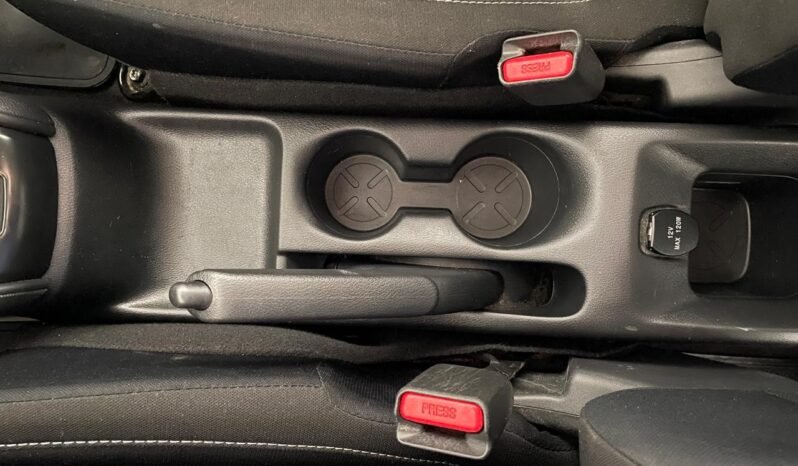 Nissan KICKS Active 2024 completo