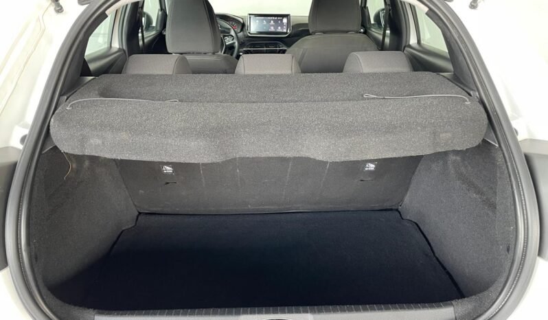 Peugeot 208 Like 2024 completo