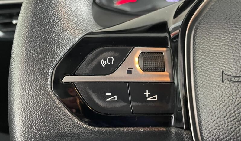 Peugeot 208 Like 2024 completo