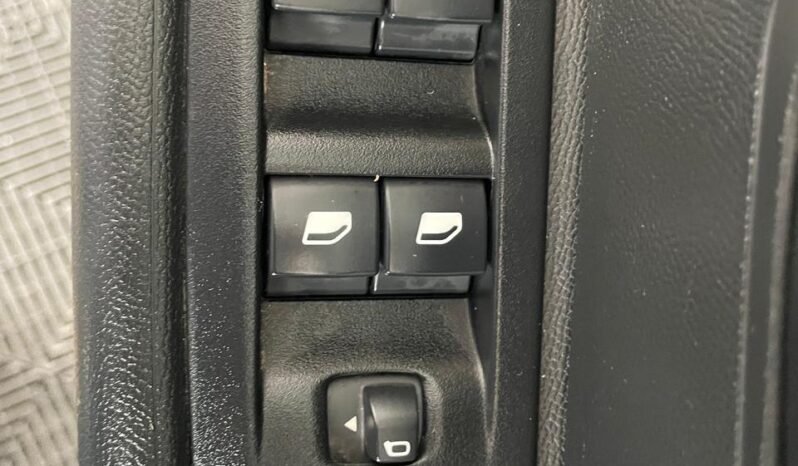 Peugeot 208 Like 2024 completo