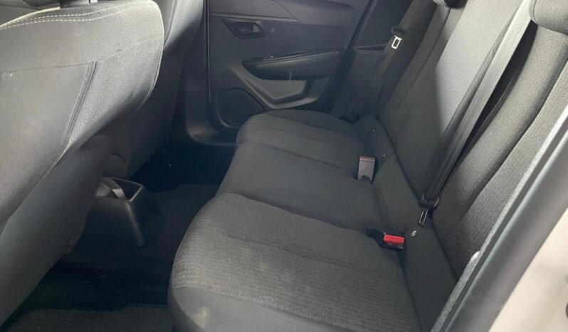 Peugeot 208 Like 2024 completo