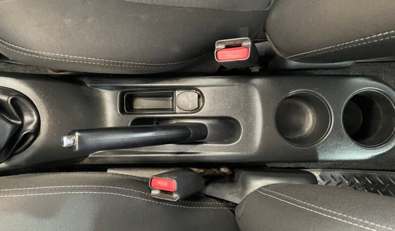 Nissan VERSA SV 2019 completo