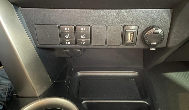 Toyota RAV4 2014 completo