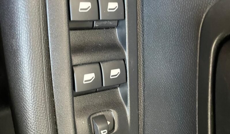 Peugeot 208 Like 2024 completo