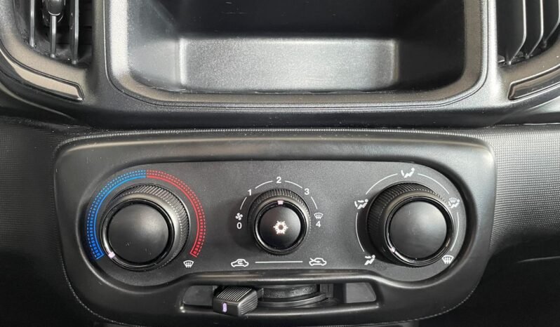 Fiat Strada Freedom 2025 completo