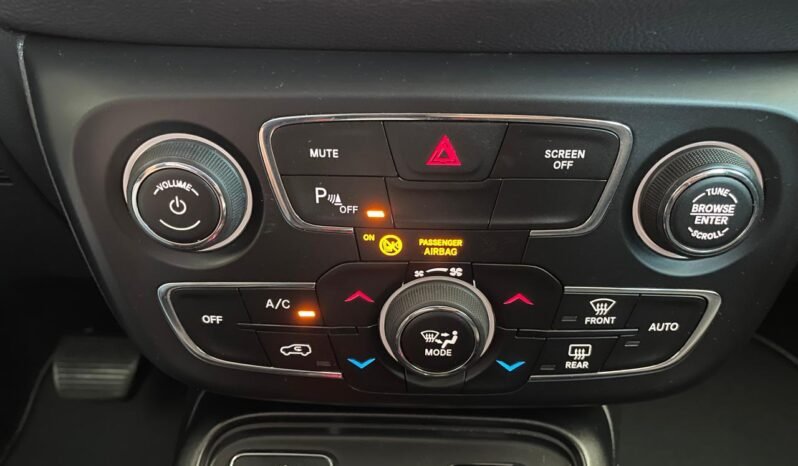Jeep COMPASS LONGITUDE 2017 completo