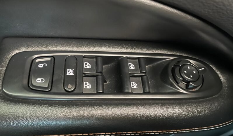 Jeep COMPASS LONGITUDE 2017 completo