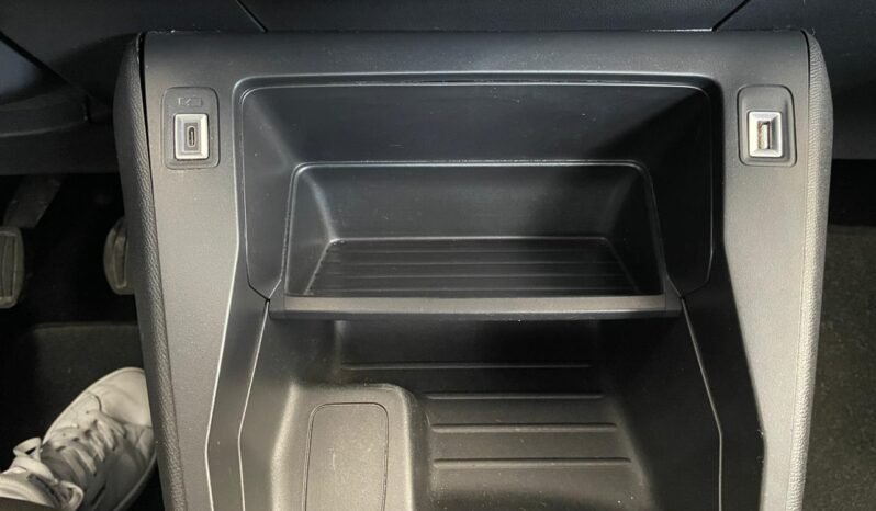 Peugeot 208 Like 2024 completo