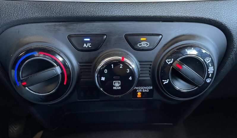 Hyundai HB20 Comfort Plus 2025 completo