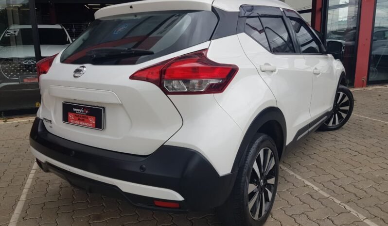 Nissan KICKS SV 2017 completo