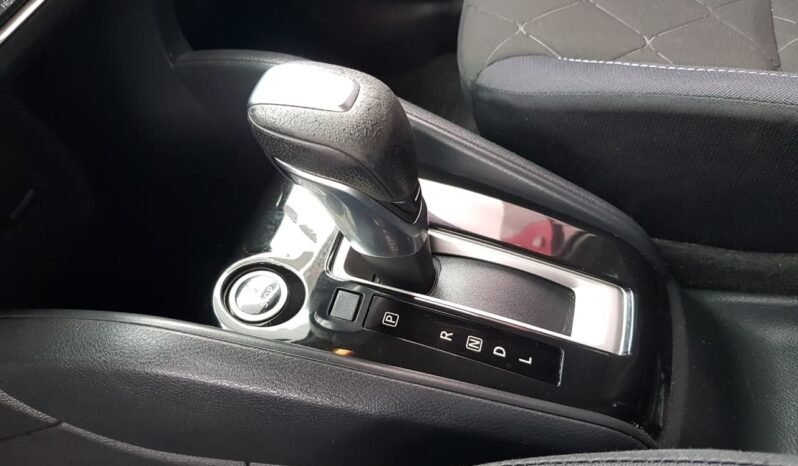 Nissan KICKS SV 2017 completo