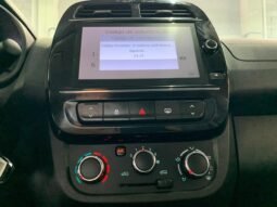 Renault Kwid Outdider 2023 completo