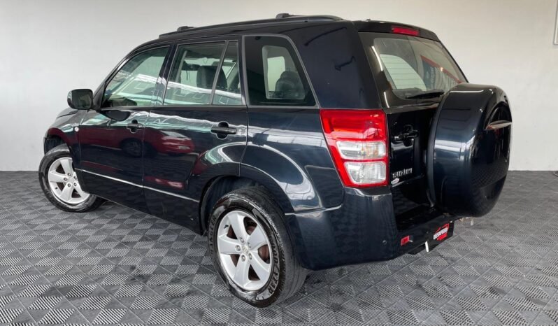 Suzuki Grand Vitara 2012 completo