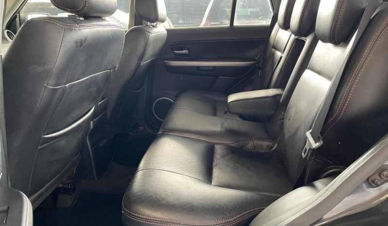Suzuki Grand Vitara 2012 completo