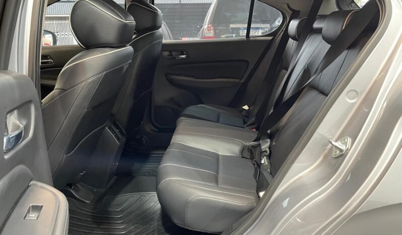 Honda CITY Hatchback EXL 2024 completo