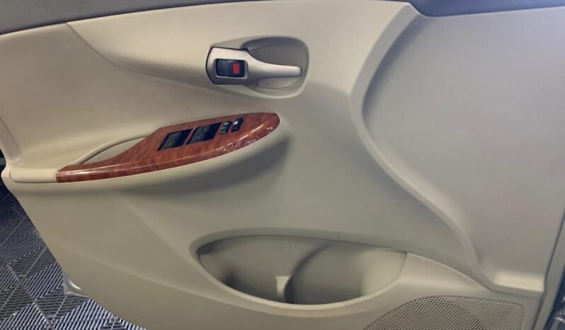 Toyota Corolla ALTIS/A.Premium 2011 completo