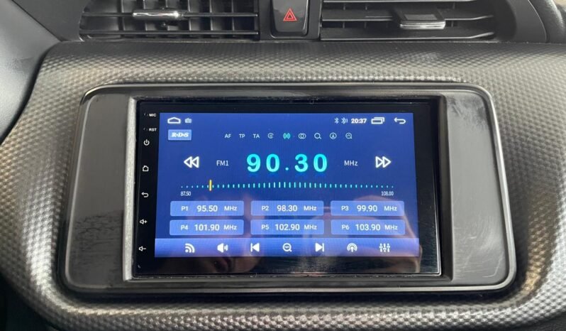 Nissan KICKS Active S 2021 completo