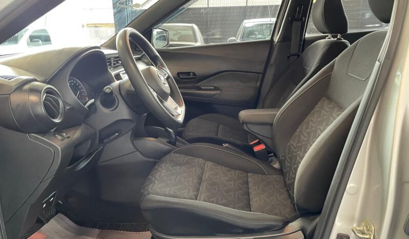 Nissan KICKS Active S 2021 completo