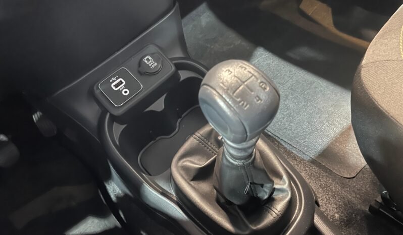 Fiat MOBI TREKKING 2025 completo