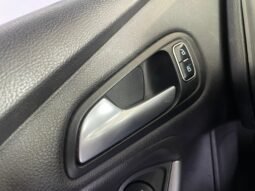 Ford Focus 2017 completo