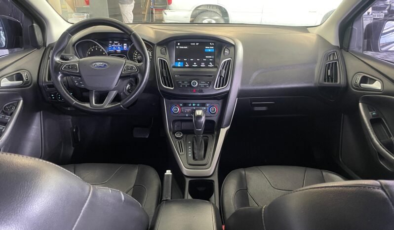 Ford Focus 2017 completo