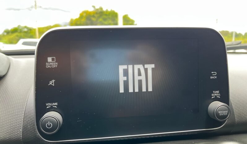 Fiat CRONOS DRIVE 2025 completo