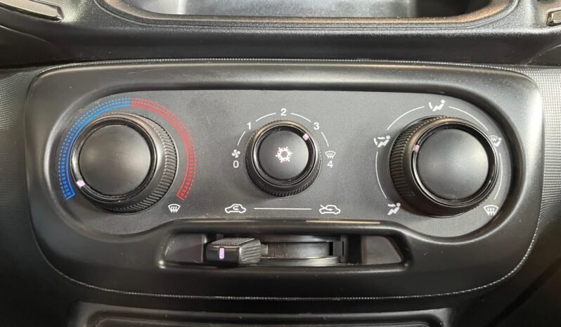 Fiat Strada Freedom 2025 completo