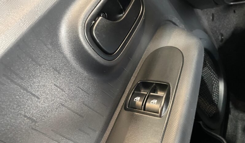 Fiat MOBI LIKE 2025 completo